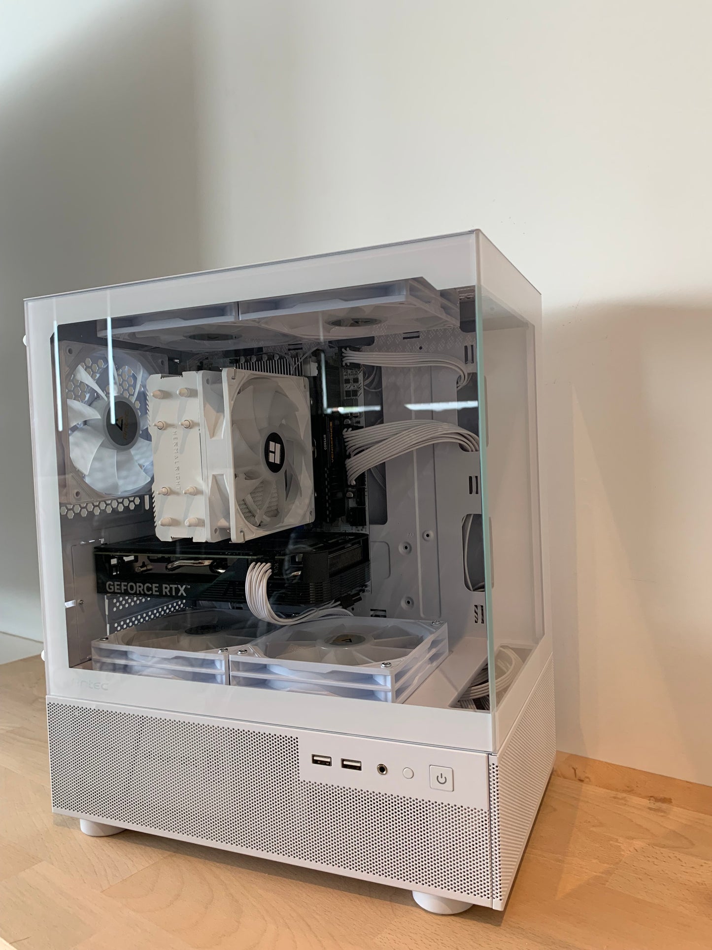 Sanctum Vision pro RGB
